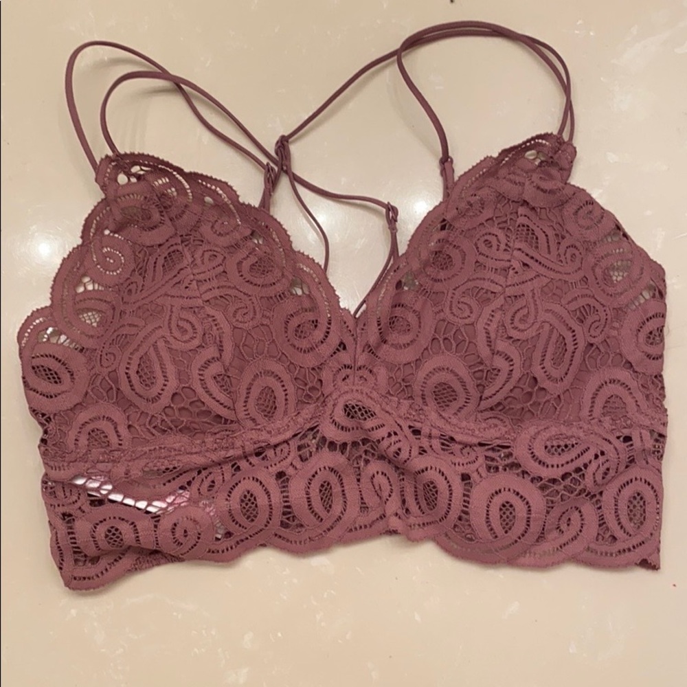 PINK Crochet lace bra Leyte new with tags